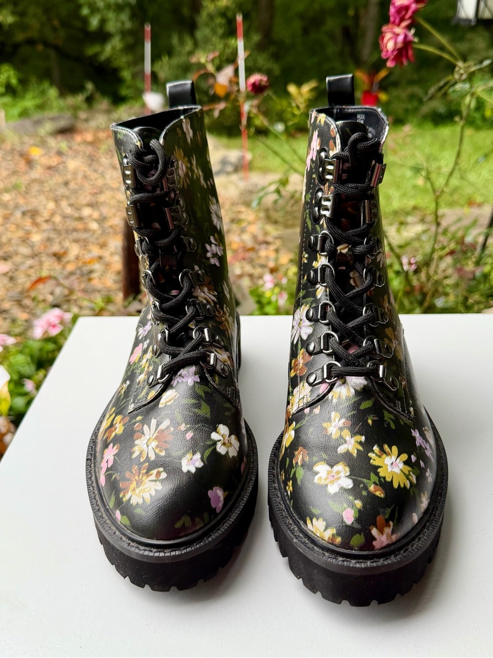 NWOT Sanctuary Floral Combat Boots 8.5